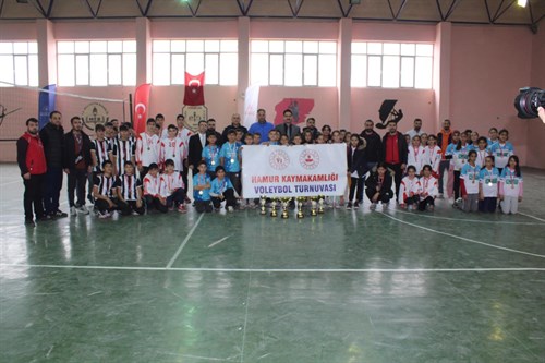 Ortaokullar Arası Kaymakamlık Voleybol Turnuvası Final Maçları Oynandı